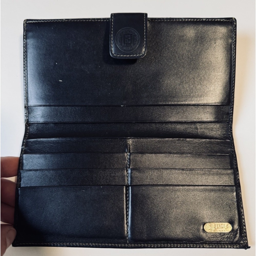Fendi Vintage Pecan Leather Bifold Long Wallet for Ladies, Excellent Condition - Picture 3 of 10